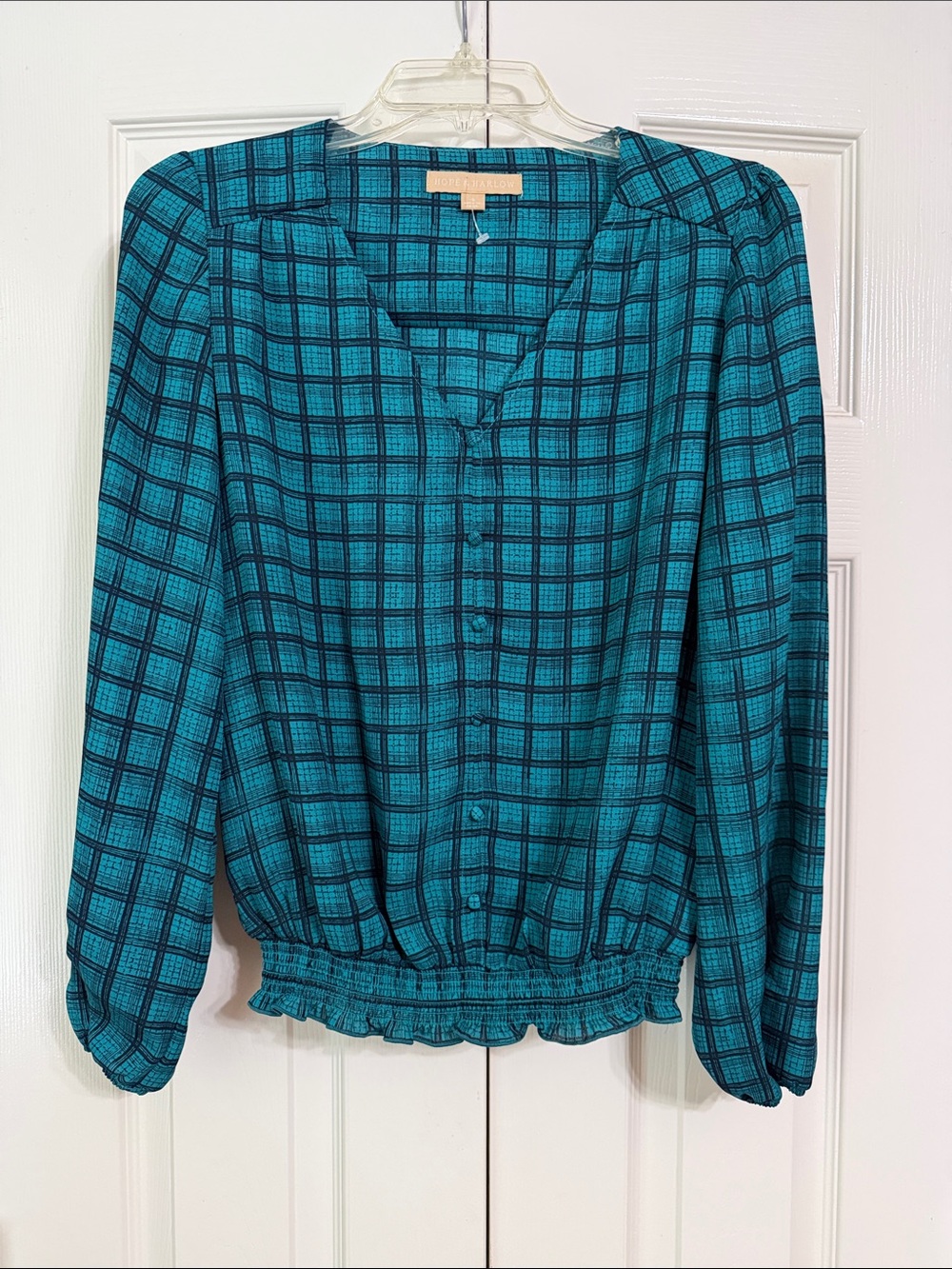NWOT! Hope & Harlow Plaid Teal Blouse Size Small with Smocked Hem Long Sleeves